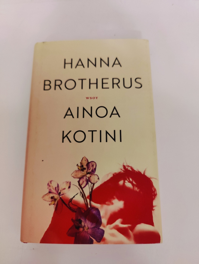 Hanna Brotheus; Ainoa kotini