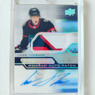 Lassi Thomson - 21-22 Premier Rookie Auto Patch /249 - pikkukuva 1
