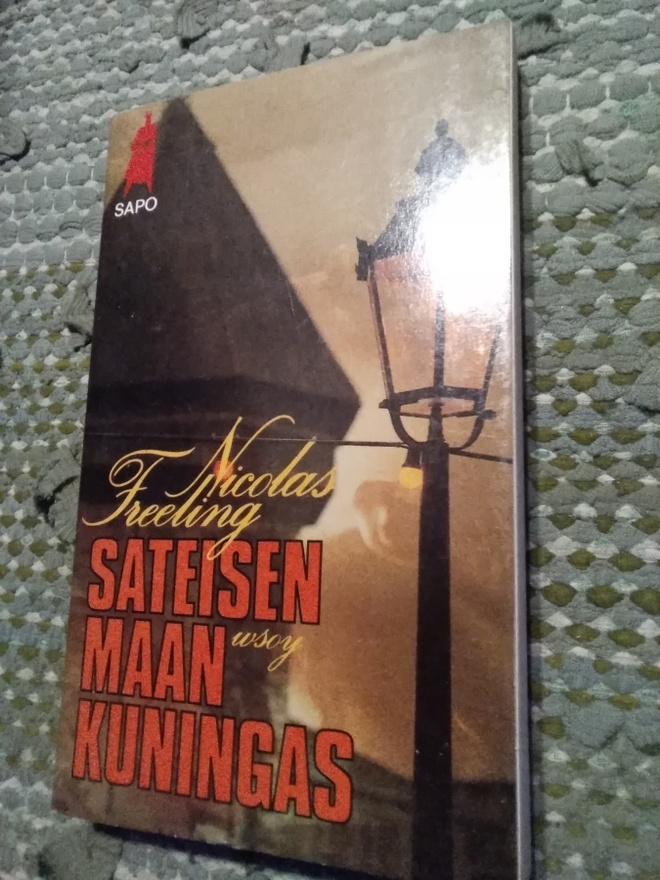 Nicolas Freeling: Sateisen maan kuningas -pokkari-