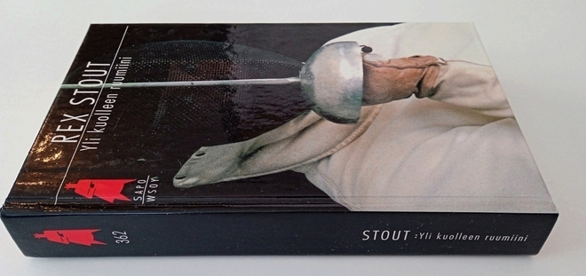 Rex Stout: Yli kuolleen ruumiini - SaPo 362