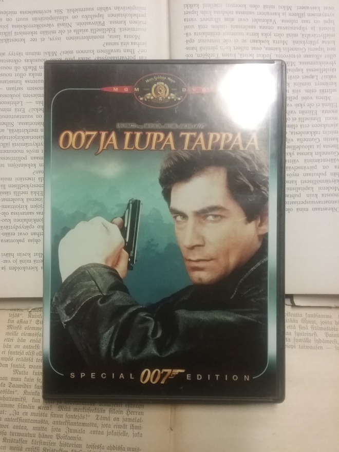 007 ja lupa tappaa (DVD)