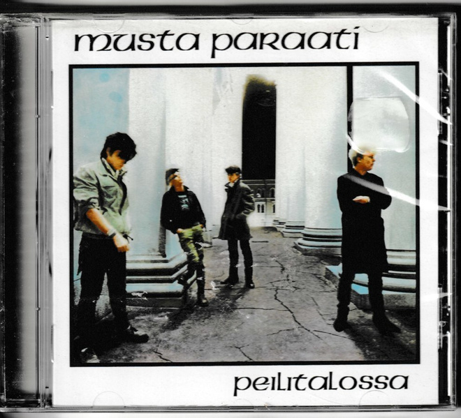 MUSTA PARAATI - Peilitalossa CD