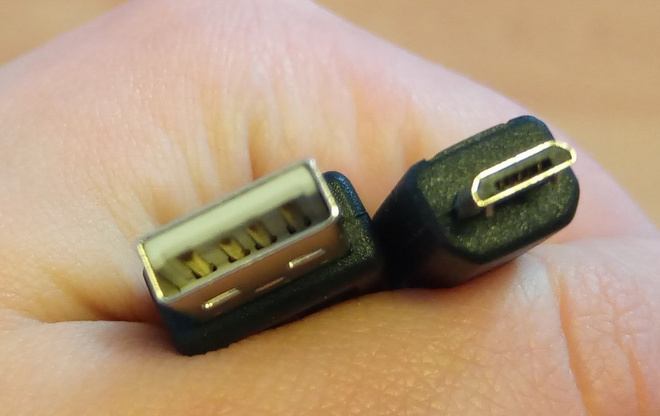 Lataus / tiedonsiirtopiuha Mirco / Usb