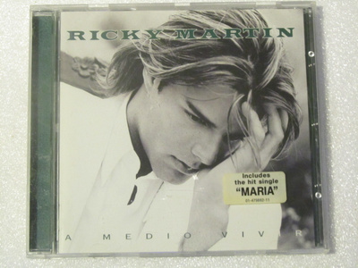 Ricky Martin • A Medio Vivir CD
