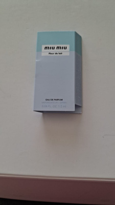 Hajuvesinäyte Miu Miu Fleur de Lait