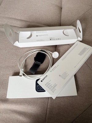 Apple Watch Series 10 46mm Jet Black älykello GPS