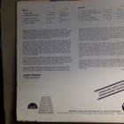 MIKE  BLOOMFIELD  ::  JUNKO  PARTNER :: VINYYLI  LP   1982 ! - pikkukuva 2
