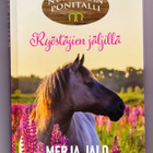 MERJA JALO hevoskirja RYÖSTÄJIEN JÄLJILLÄ , UUSI - pikkukuva 1