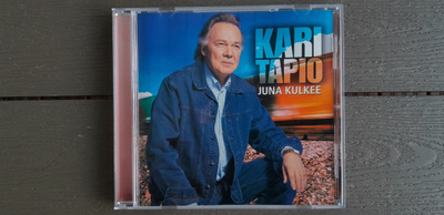 CD: Kari Tapio - Juna Kulkee (2002)