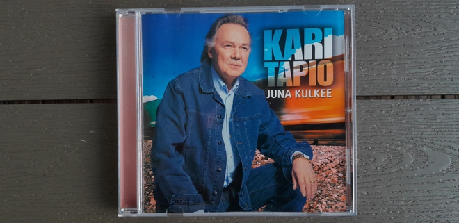 CD: Kari Tapio - Juna Kulkee (2002)