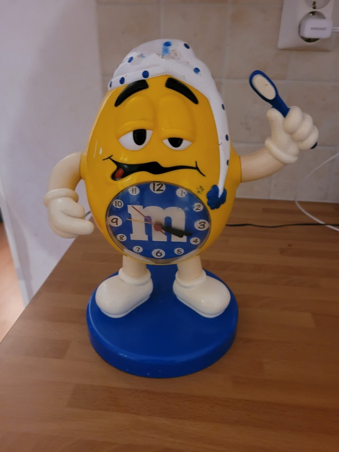 M&M nukke herätyskello 90-luku