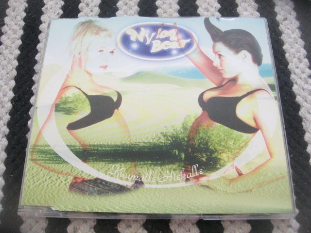 Nylon Beat - Kuumalle hiekalle (cds)
