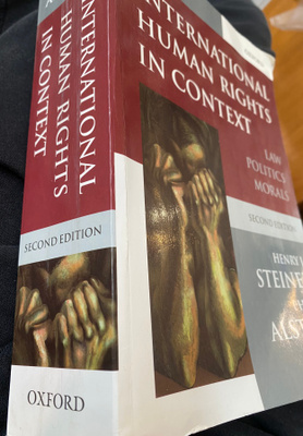 Ihmisoikeudet - International Human Rights in Context