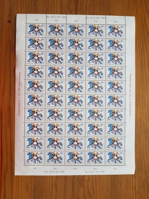 Nuorisoseuraliike 100 v. Postimerkkiarkki 1981