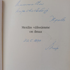 Maija Kotilainen : Meidän välissämme on ilmaa : runoja (s... - pikkukuva 3