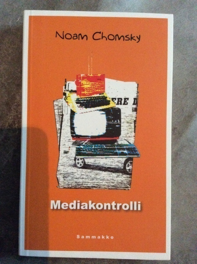 Noam Chomsky: Mediakontrolli