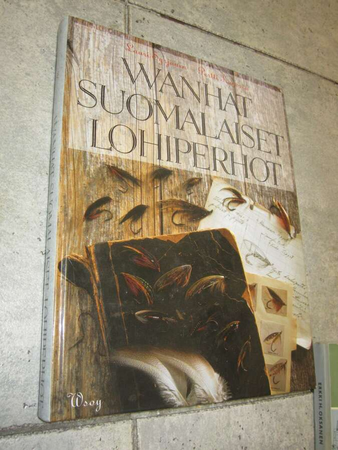 WANHAT SUOMALAISET LOHIPERHOT ( hienokuntoinen)