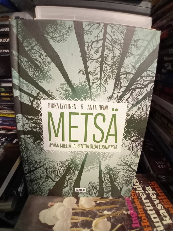 Lyytinen:  Metsä ( SIS POSTIKULU  )
