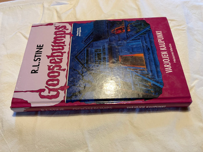 R.L.STINE GOOSEBUMPS VARJOJEN KAUPUNKI HYVÄ
