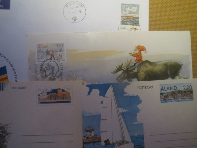 Ahvenanmaa: neljä postilähetystä