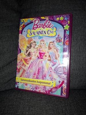 Barbie ja salainen ovi