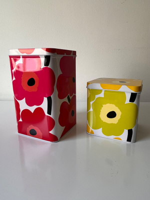 Marimekko Unikko peltirasioita 2 kpl