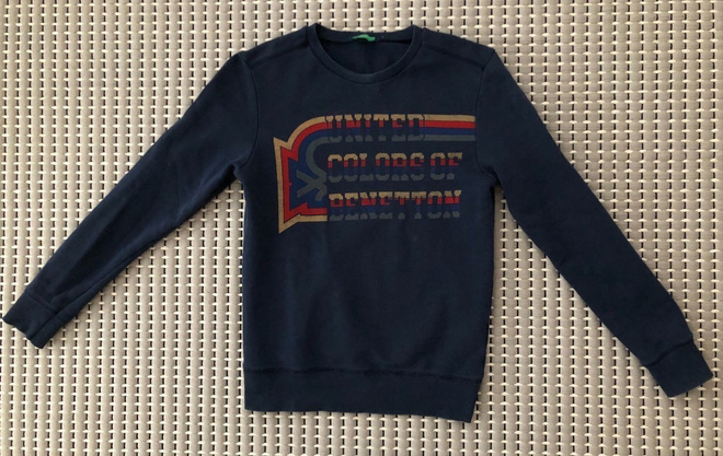 Benettonin collegepusero koko 150 cm