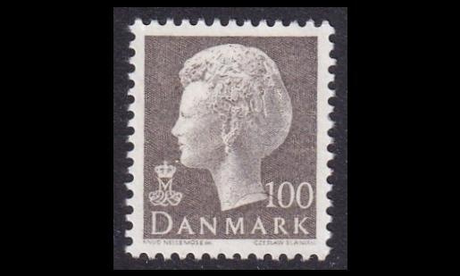 Tanska 584 ** Margrethe 100 öre harmaa (1975)