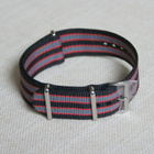 NATO -  22mm " Bond " tyylinen musta/harmaa/punainen ranneke - pikkukuva 2