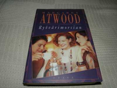 Margaret Atwood Ryövärimorsian -sid