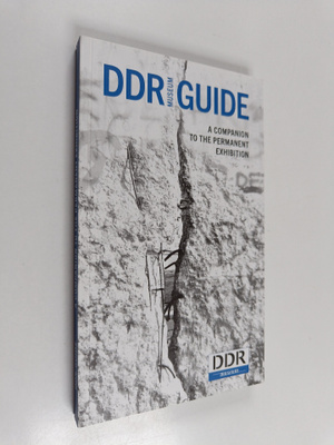 Stefan Wolle ym. : GDR-Guide - A Companion to the Permane...
