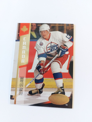 1993-94 Parkhurst  USA / Canada Gold #G8 Teemu Selänne