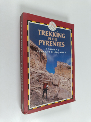 Douglas Streatfeild-James : Trekking in the Pyrenees