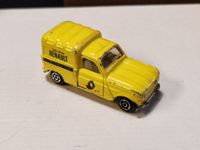 9 Majorette Renault 4L