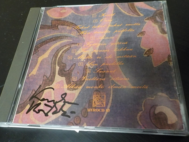 KAUKO RÖYHKÄ - TYTTÖJEN YSTÄVÄ CD NIMMARILLA