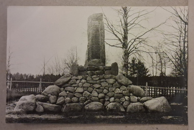 Kuhmoniemi: 1928 Sankaripatsas *** (672)