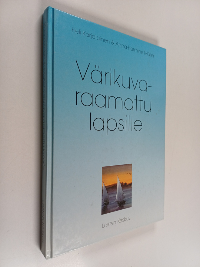 Heli Karjalainen ym. : Värikuvaraamattu lapsille