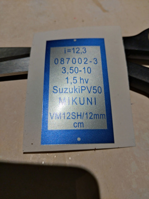 Suzuki R 87-91 tyyppikilpitarra