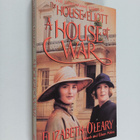 Elizabeth O'Leary : A House at War - pikkukuva 1