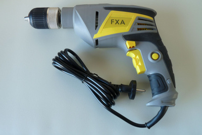 Iskuporakone FXA 750W