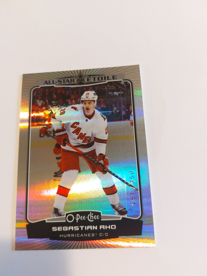 2022-23 O-Pee-Chee Rainbow #526 Sebastian Aho AS /350