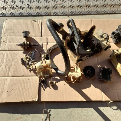 Stihl ms250 moottorisahan osia