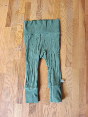 Nalle / Jesper Junior vihreät neuleleggingsit koko 80