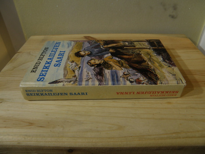 Enid Blyton Seikkailujen saari/ Seikkailujen linna