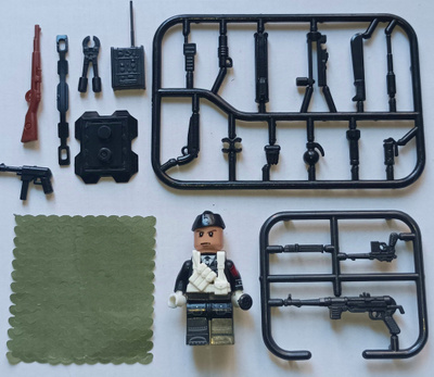 8 kpl irtoaseet & saksalainen sotilas Lego hahmoille (UUSI)