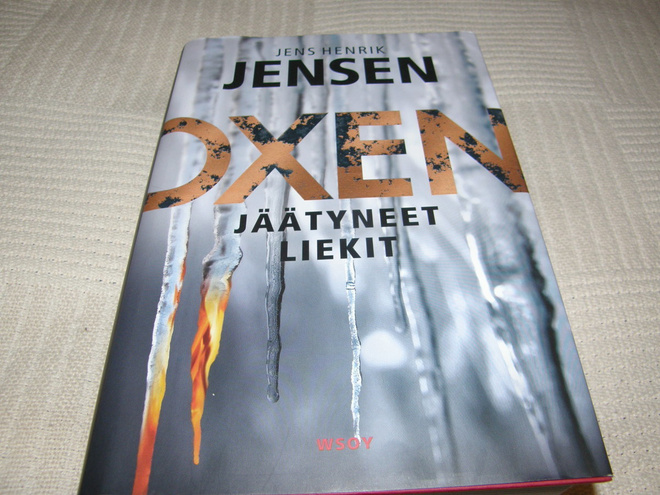Jens Henrik Jensen Oxen Jäätyneet liekit -sid