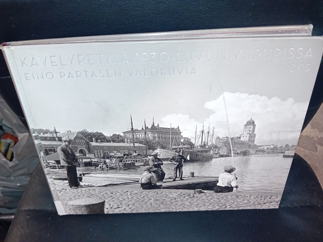 Kävelyretkiä 1930-luvun Viipurissa ( SIS POSTIKULU)