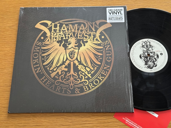 Shaman's Harvest – Smokin' Hearts & Broken Guns (COLOR LP)