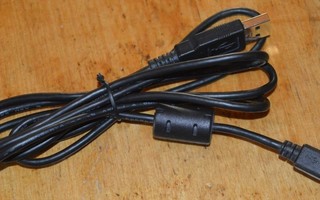 Mini usb - usb a kaapeli 1,5m