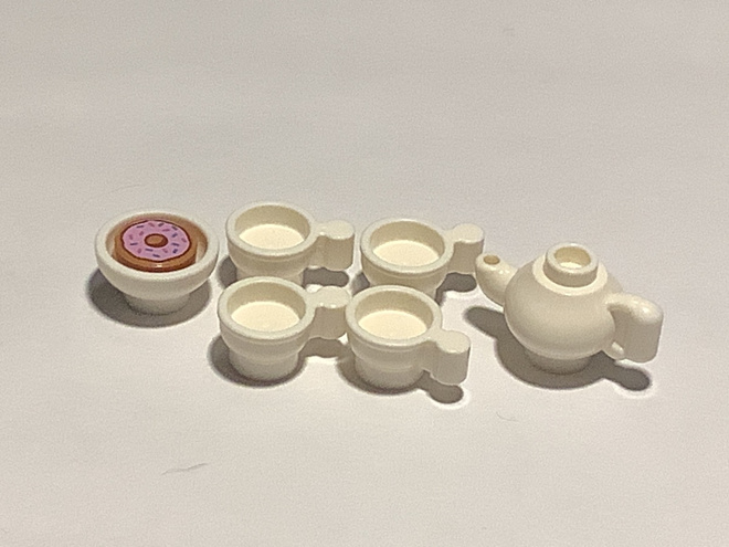 Lego Friends valkoinen kahviastiasto